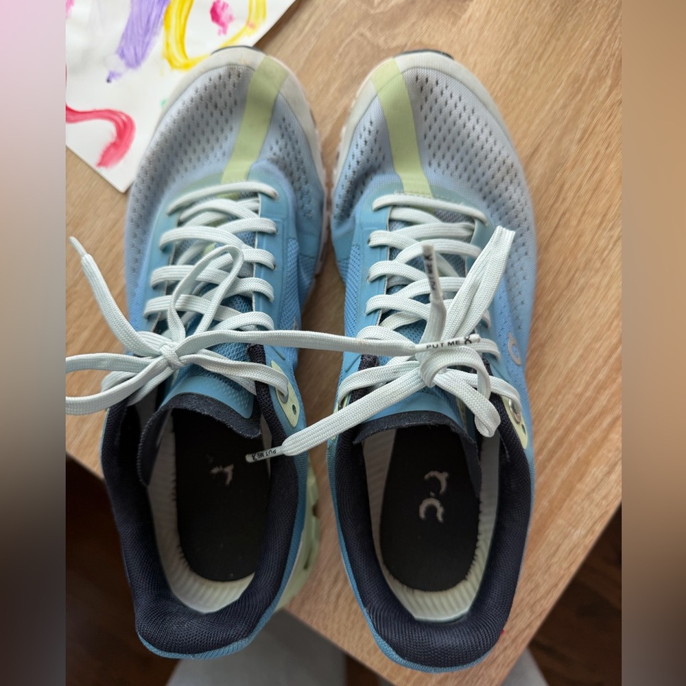 ONCLOUD running shoes